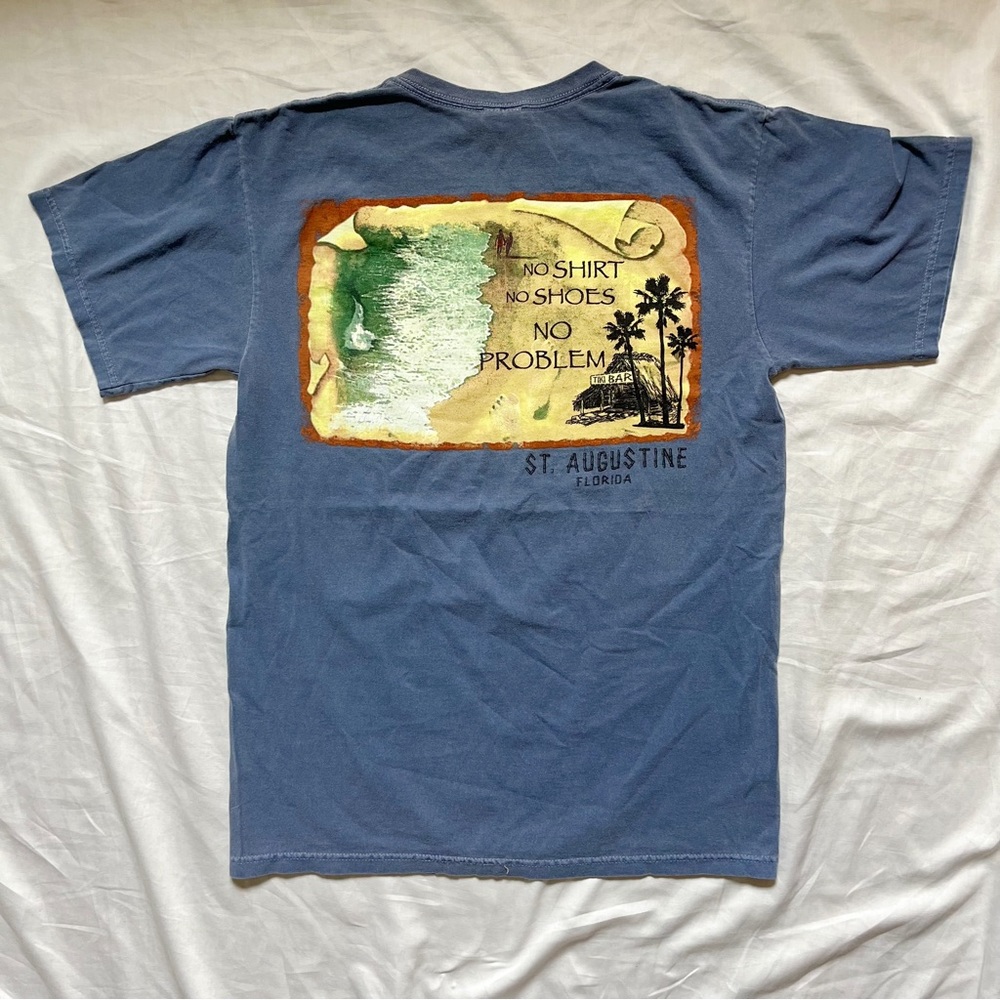 St. Augustine Florida blue t-shirt
Size M